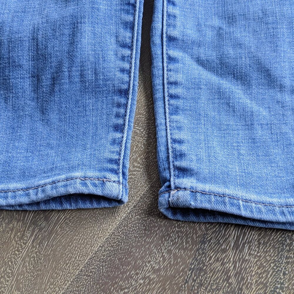 Lucky Brand High Rise Skinny Bridgette, Light Wash Distressed Jeans, Size 6/28 - Picture 5 of 9